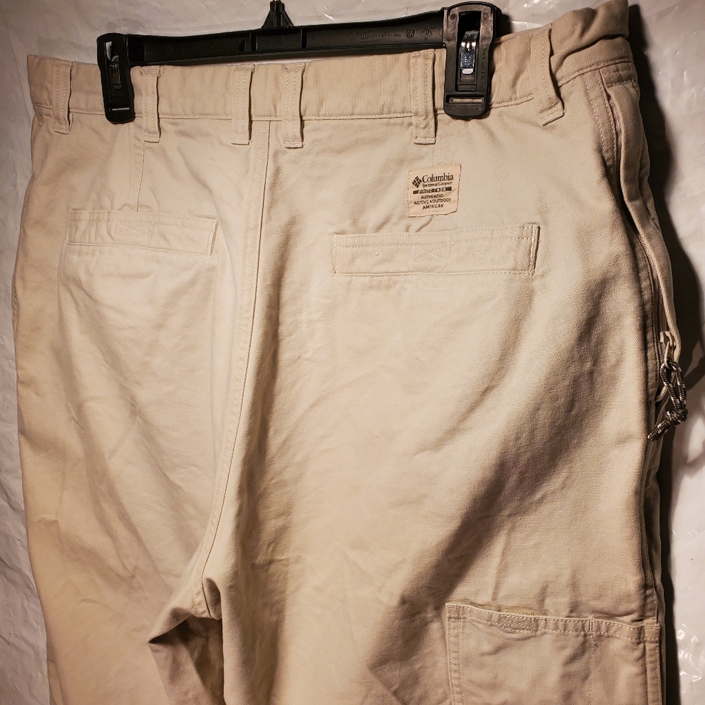 Columbia Khaki Carpenter Pants Mens Sz. 36/i32